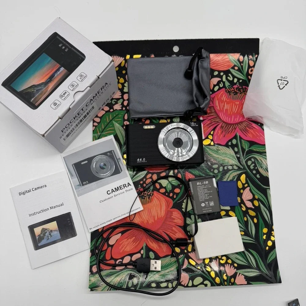 Pocket Digital Camera 44.0MP 16X Zoom Compact Point and Shoot Black with Box